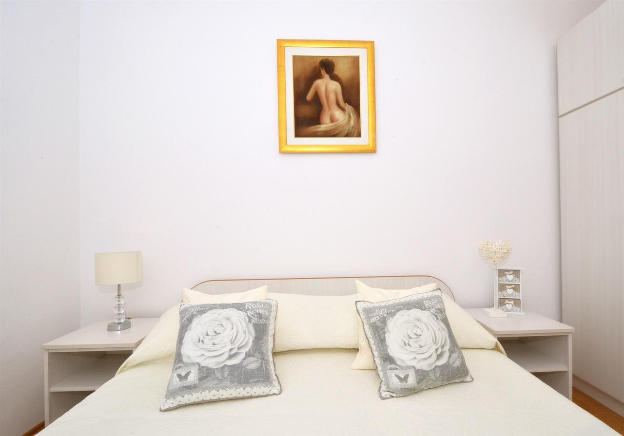 Apartments Sandy 로고즈니차 외부 사진