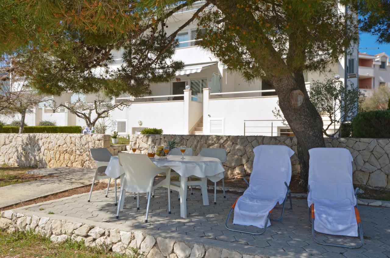 Apartments Sandy 로고즈니차 외부 사진